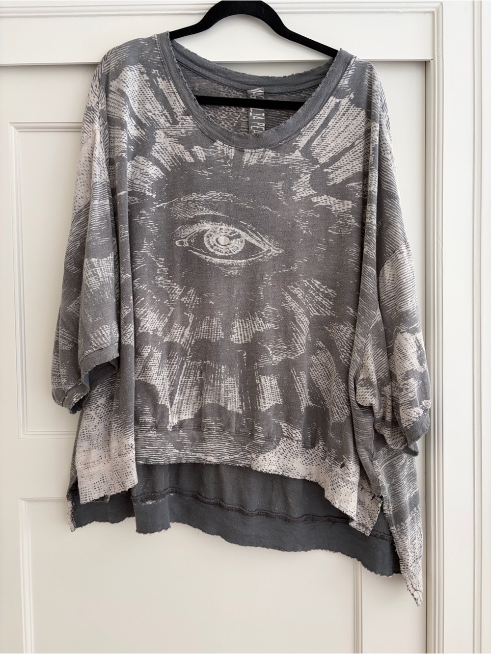 Magnolia Pearl Gray Evil Eye high low Pullover tshirt